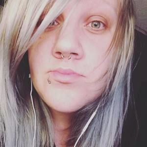 Meet your Posher, Julianna